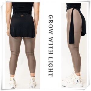 Grew with Light GWL Leggings 2.0 Tights in Earth Beige